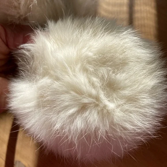 White Fur Ear Muffs OS - Picture 3 of 7